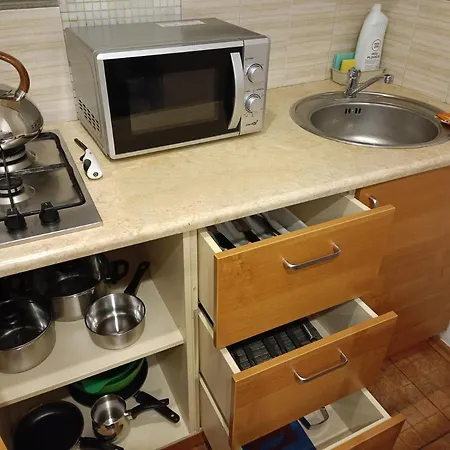 Old Town Sunny Bee Prime Location