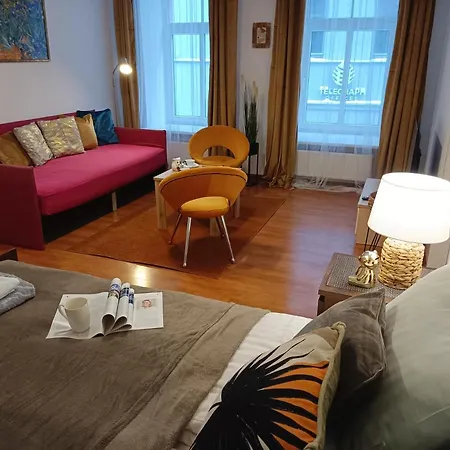 Dream - Old Town Sunny Bee Prime Location *