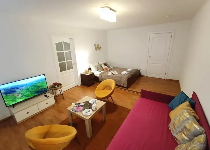 Dream - Old Town Sunny Bee Prime Location Apartment