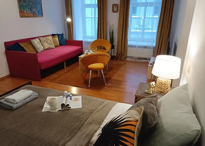 Dream - Old Town Sunny Bee Prime Location *