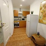 Old Town Sunny Bee Prime Location ריגה